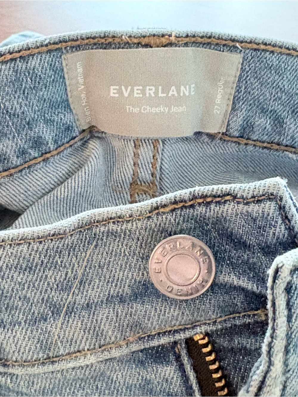 Everlane The Cheeky Jean - Picture 9 of 11